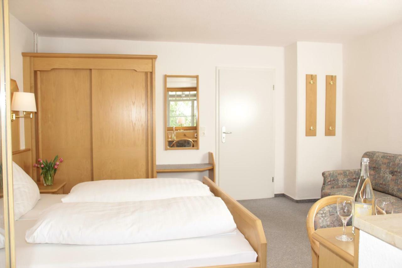 Schoenblick Hotel Garni Ferienwohnungen リンデンベルク・イム・アルゴイ エクステリア 写真