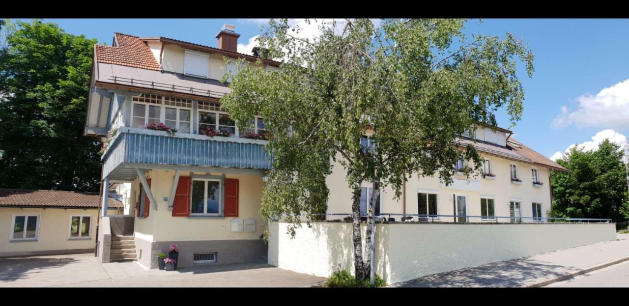 Schoenblick Hotel Garni Ferienwohnungen リンデンベルク・イム・アルゴイ エクステリア 写真
